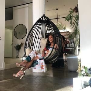 Meet your Posher, Danica